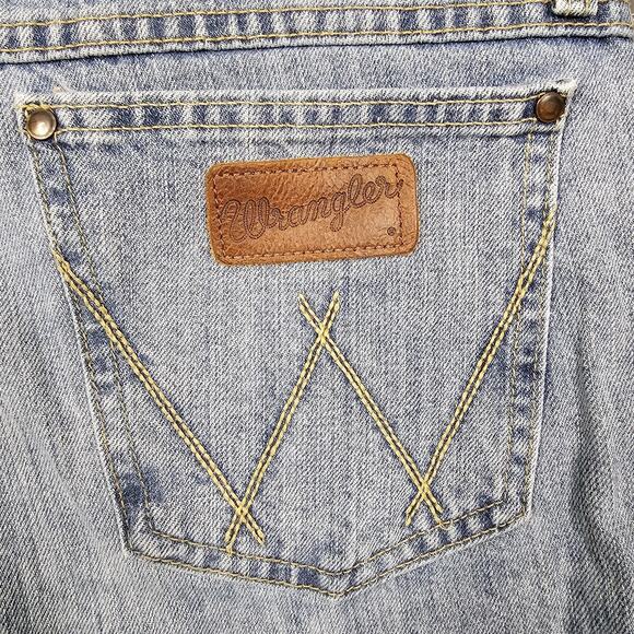 Wrangler Retro Jeans 38x31 Relaxed Boot Cut Cowboy Western Grunge Light Wash - Picture 8 of 14